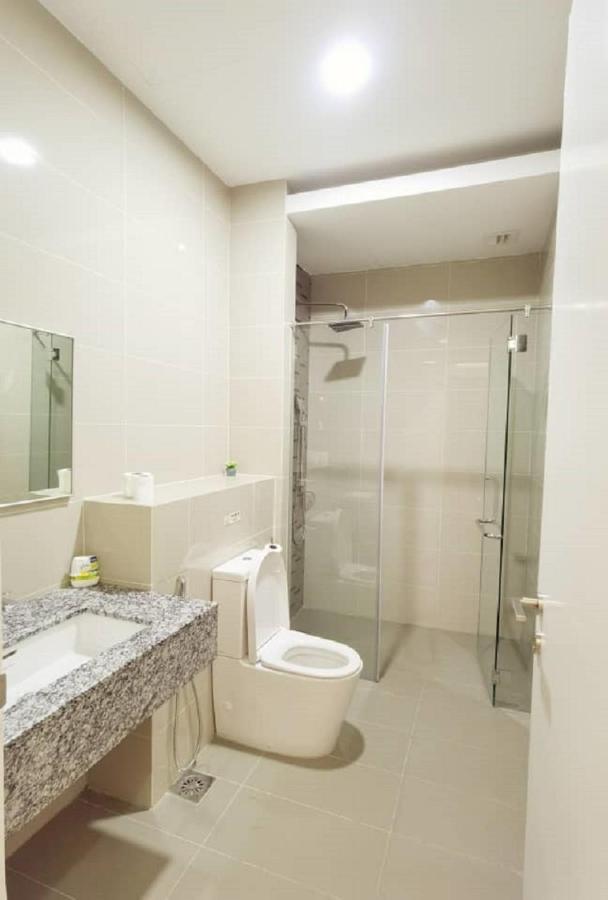 The Azure Residences 3A Paradigm Mall Pj 83A By Warm Home Петалинг-Джая Экстерьер фото